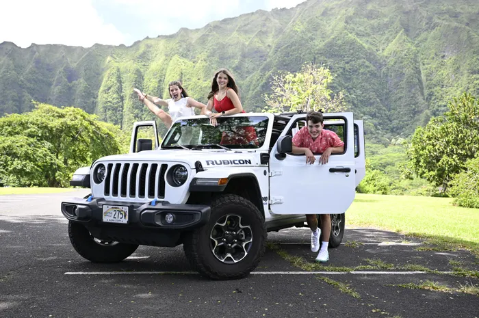 Play Day In Oahu