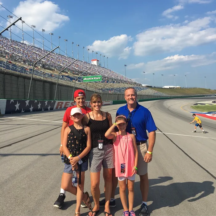 Race Day Ay Kentucky Speedway